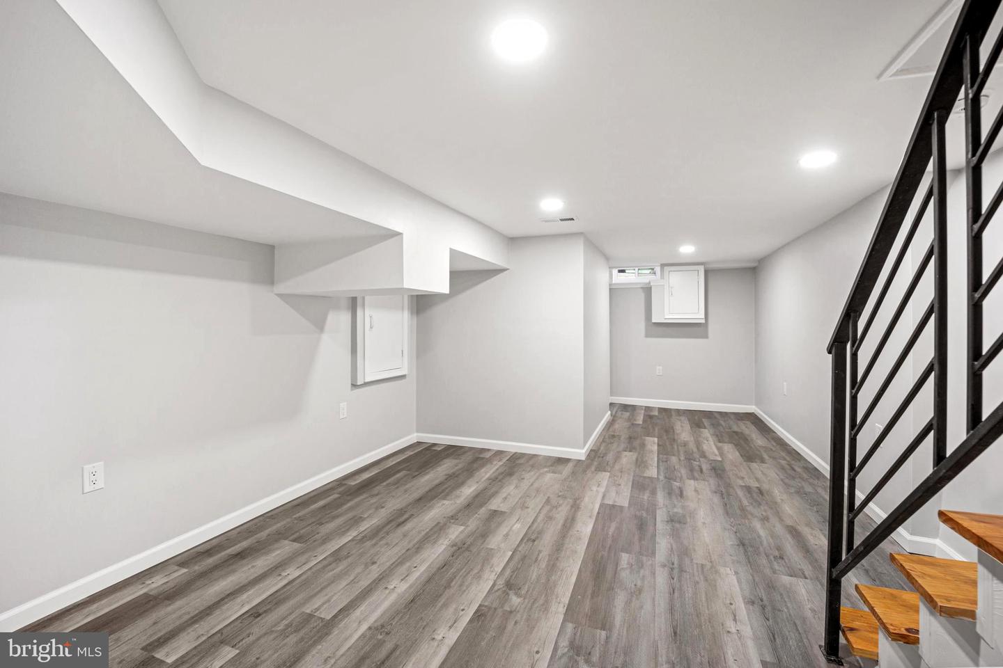 1856 Sepviva St Property Photo 48