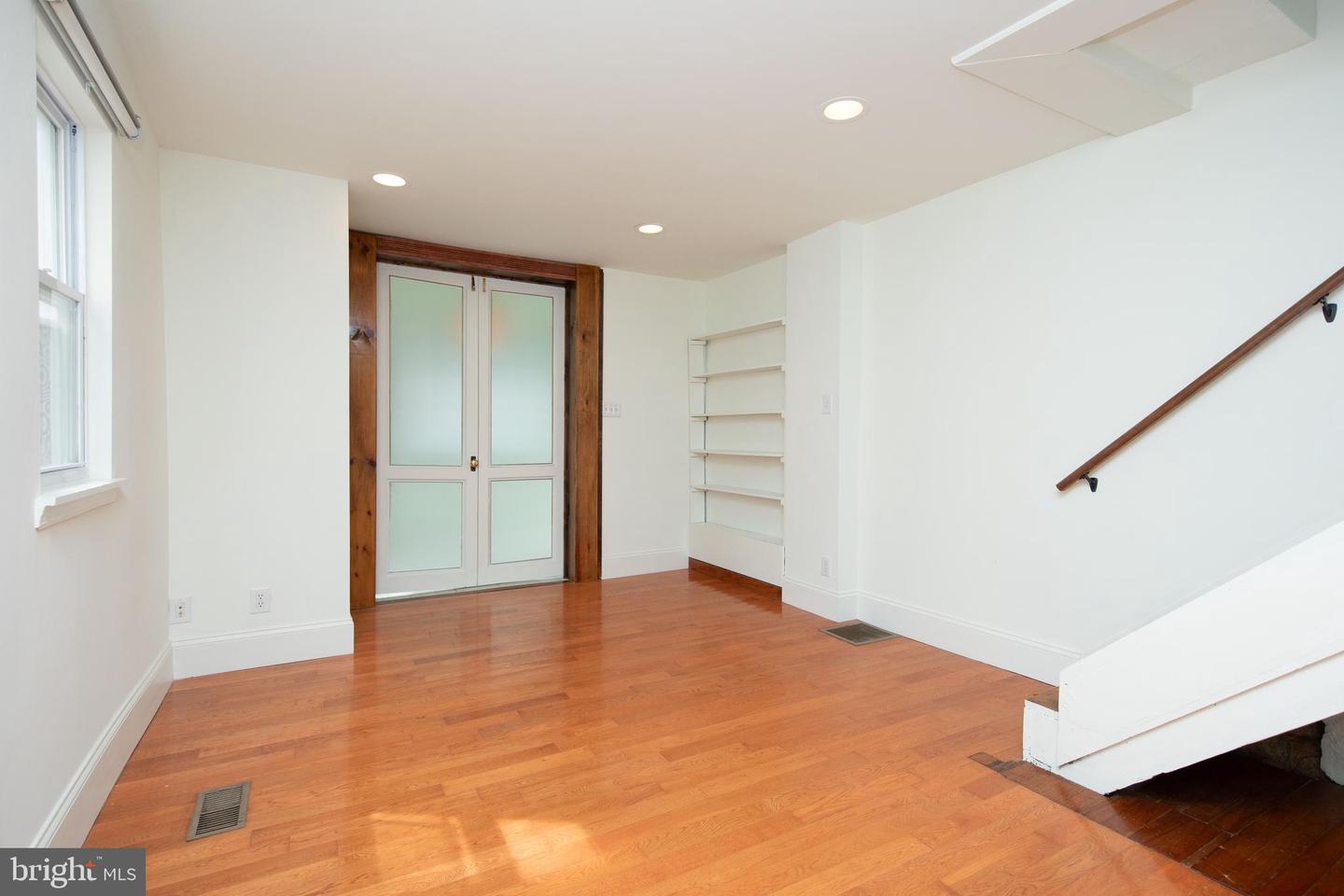 5055 Portico St Property Photo 10
