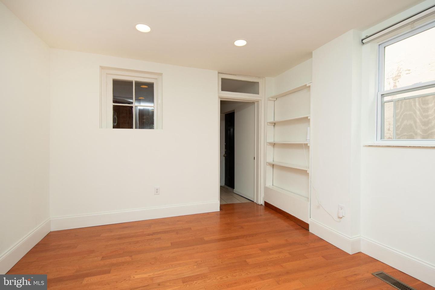 5055 Portico St Property Photo 11