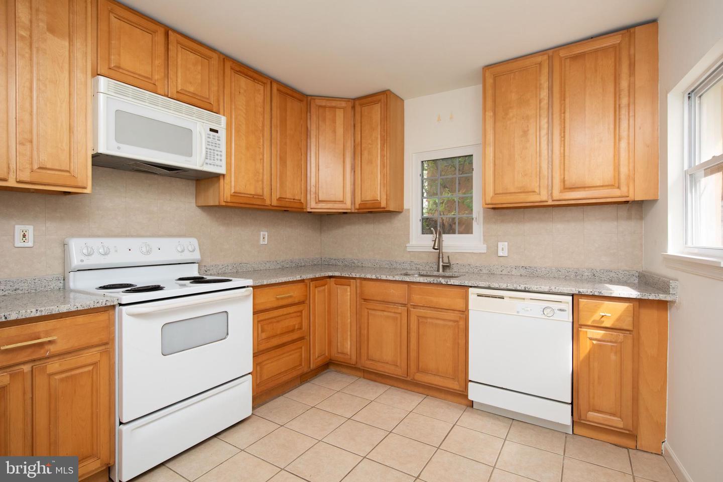 5055 Portico St Property Photo 14