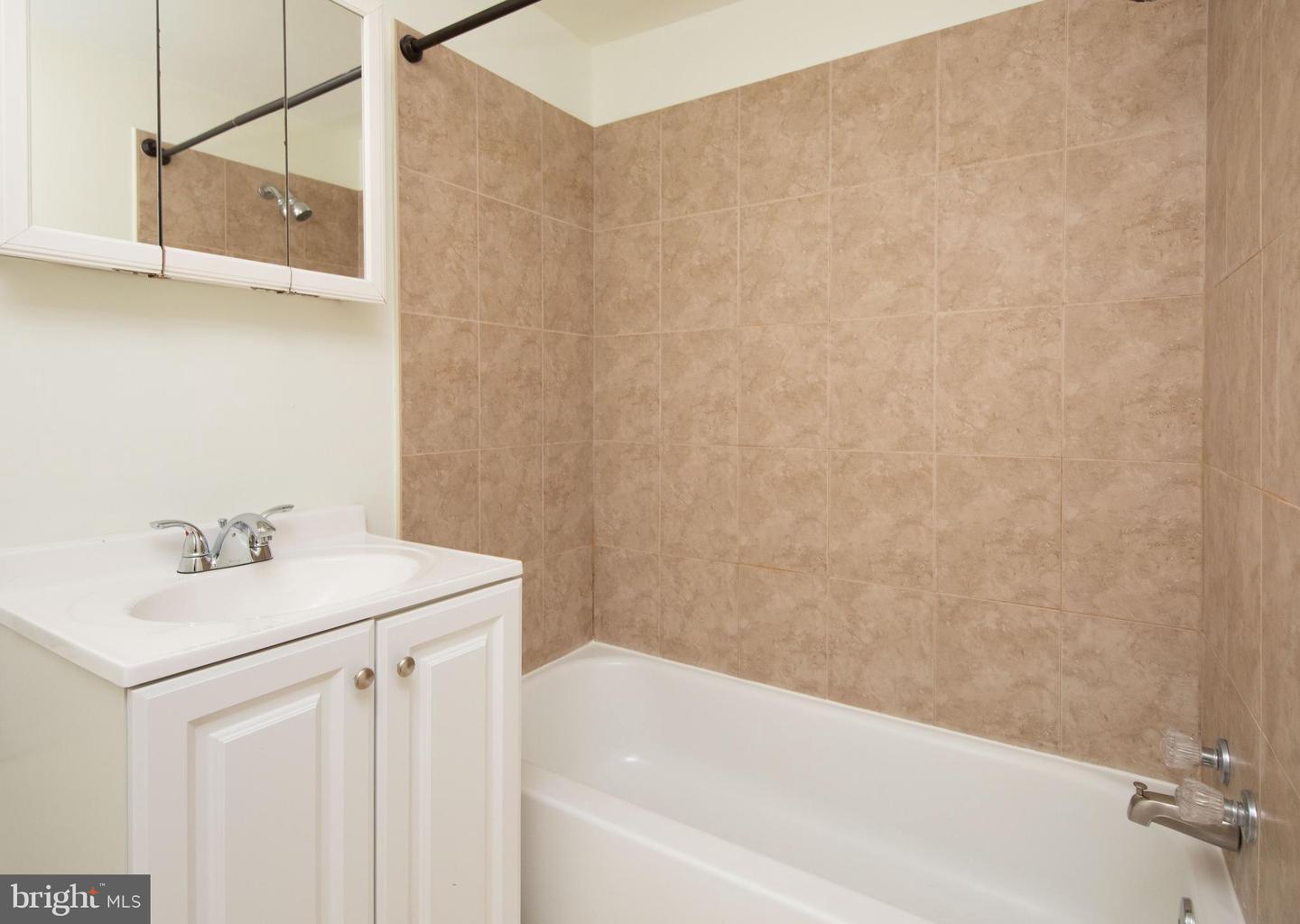 5055 Portico St Property Photo 18