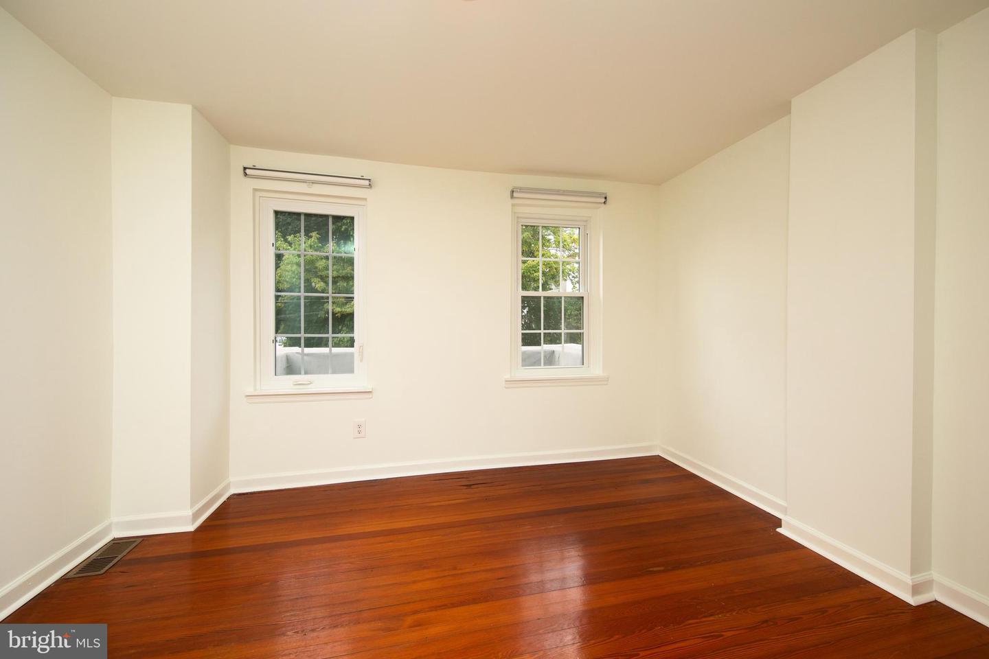 5055 Portico St Property Photo 21