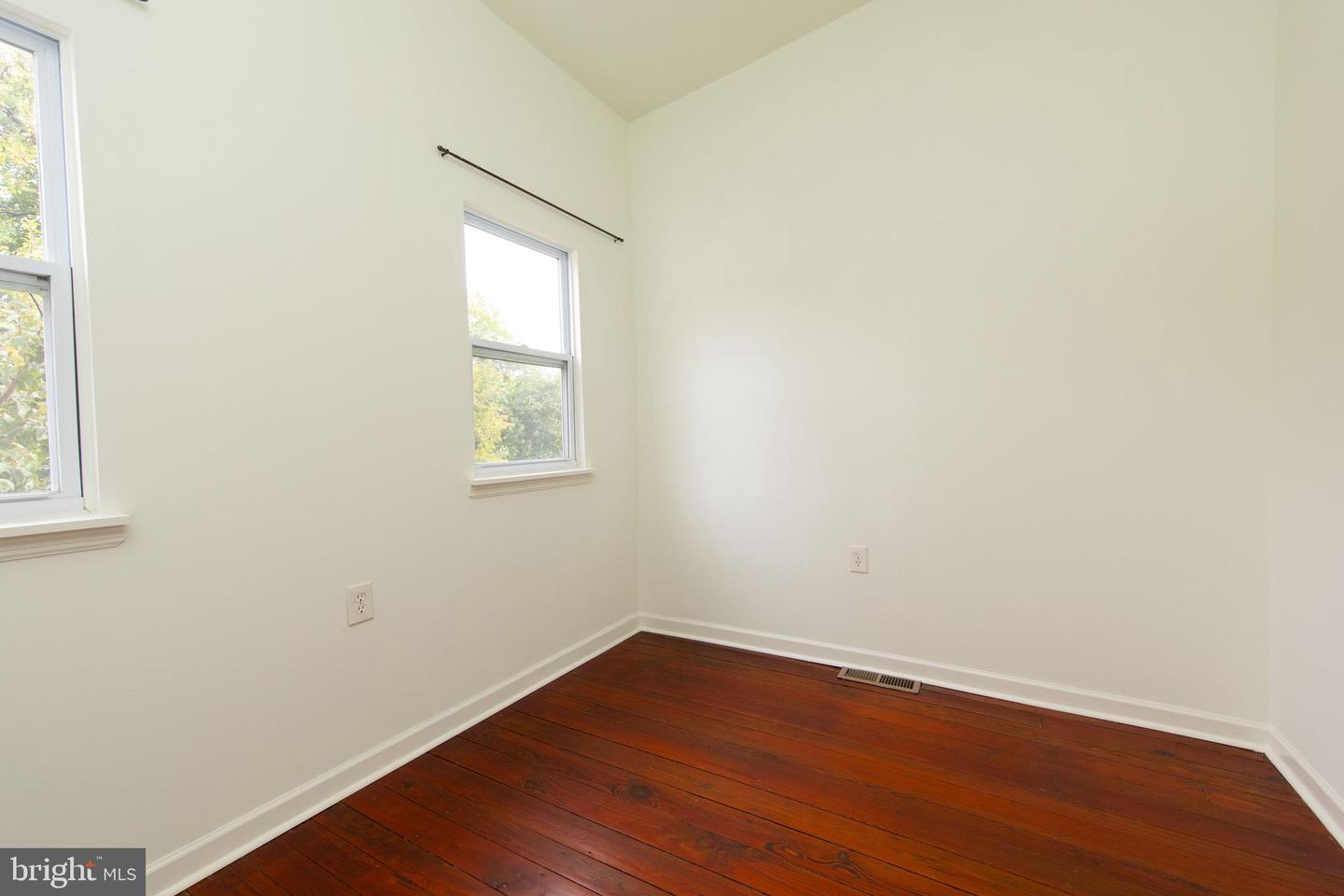 5055 Portico St Property Photo 24