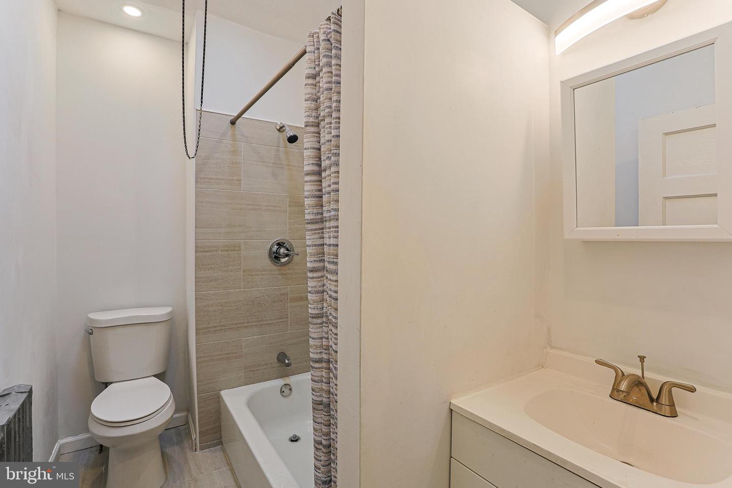 5745 Hazel Ave Property Photo 9