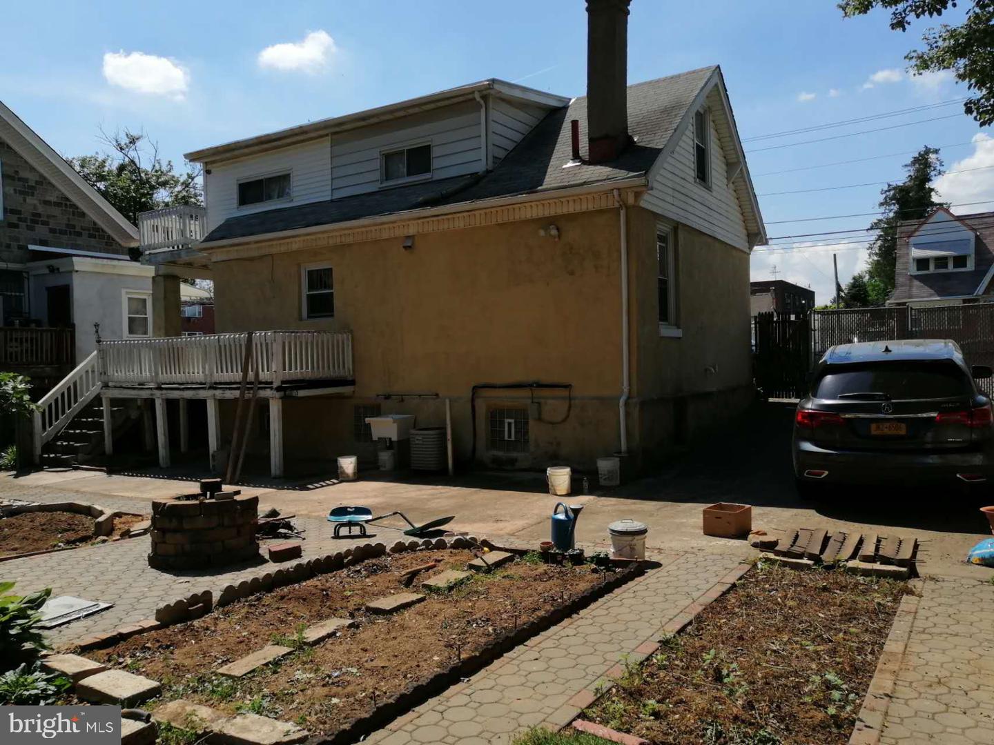 8005 Large St Property Photo 27