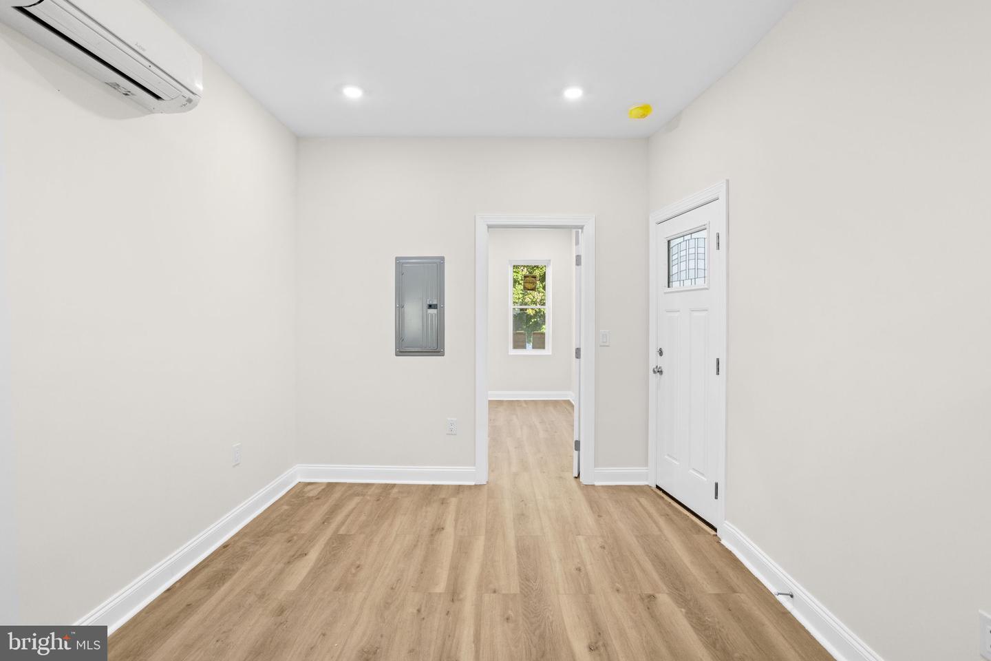 2116 N Franklin St #1 Property Photo 8