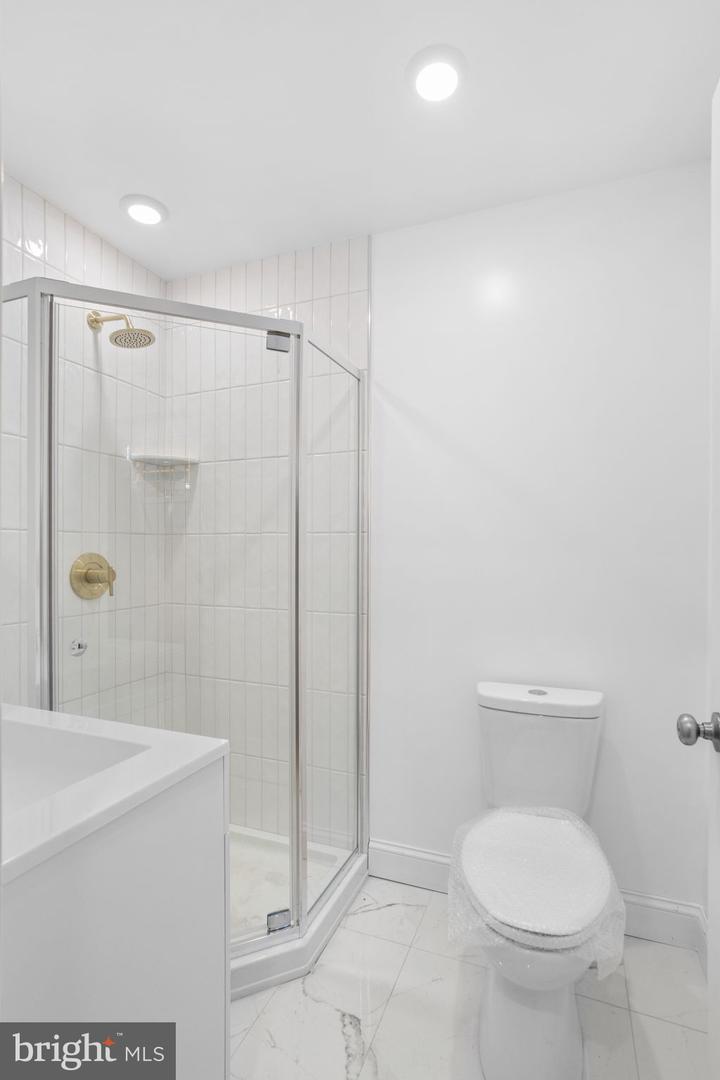 2116 N Franklin St #1 Property Photo 15