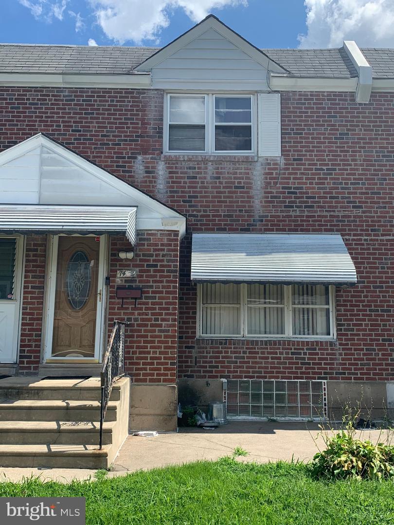 7452 BROCKTON RD Property Photo 1