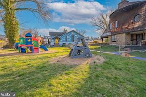 5114 Wayne Ave Property Photo 1