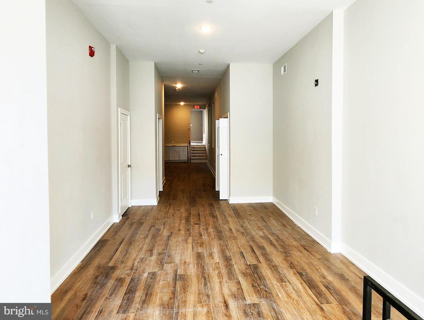2825 W Girard Ave #commercial Property Photo 4