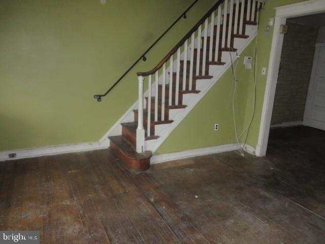 7729 Temple Rd Property Photo 2