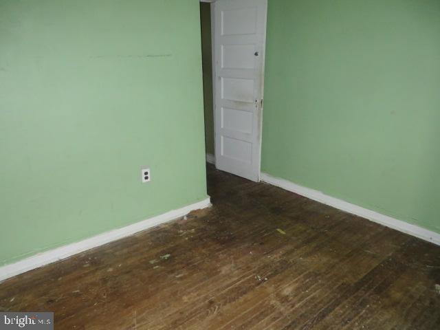 7729 Temple Rd Property Photo 6