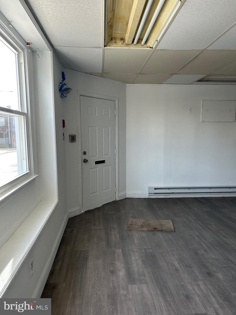 6642 Marsden St Property Photo 6