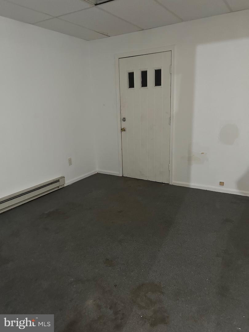 6642 Marsden St Property Photo 14