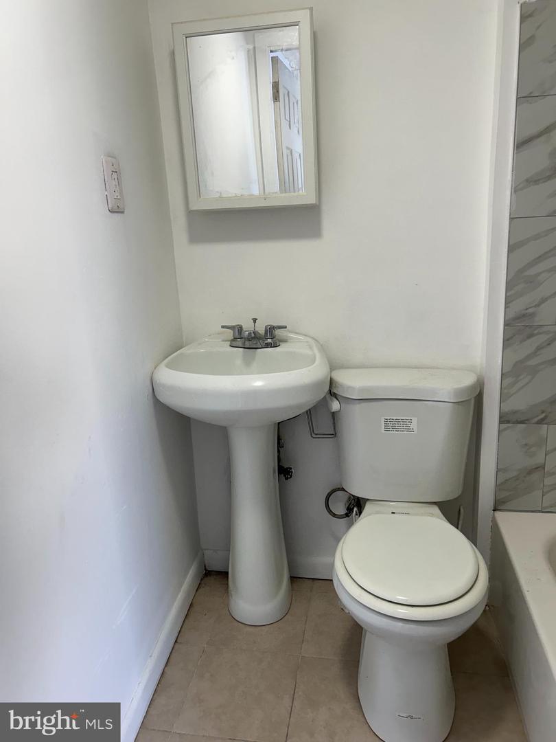 6642 Marsden St Property Photo 20