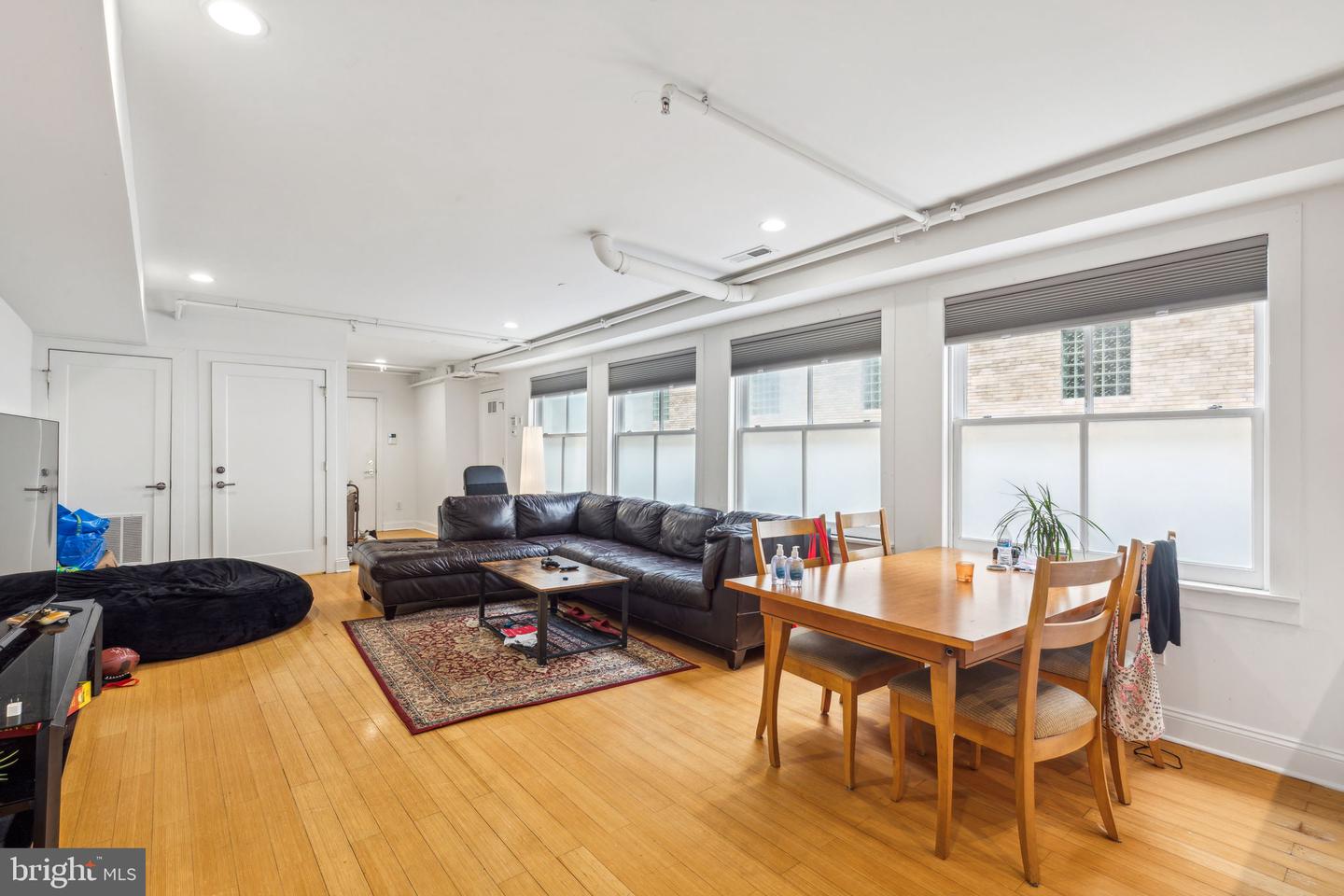 1606 Chestnut St #3 Property Photo 3