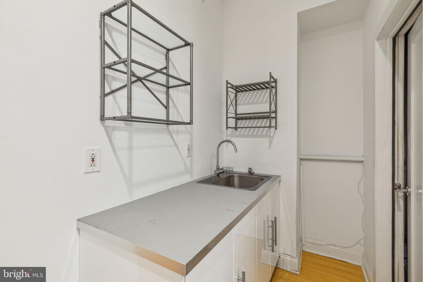 1606 Chestnut St #3 Property Photo 17