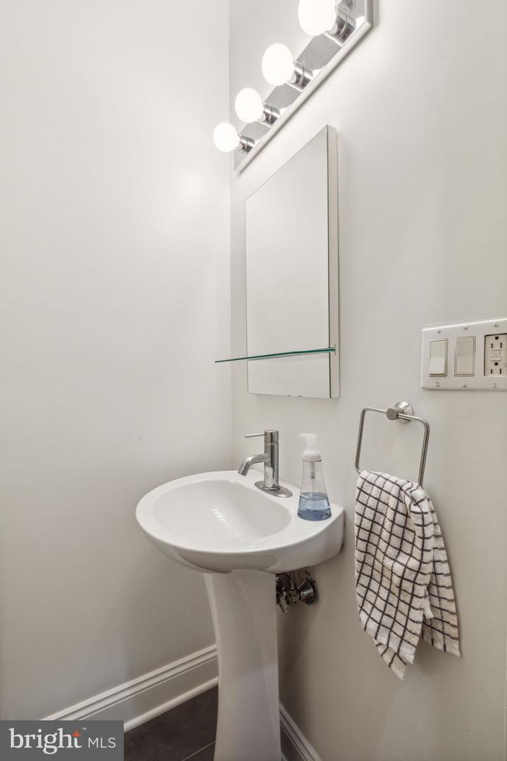 1606 Chestnut St #3 Property Photo 18