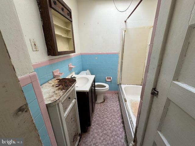 2603 S Shields St Property Photo 3