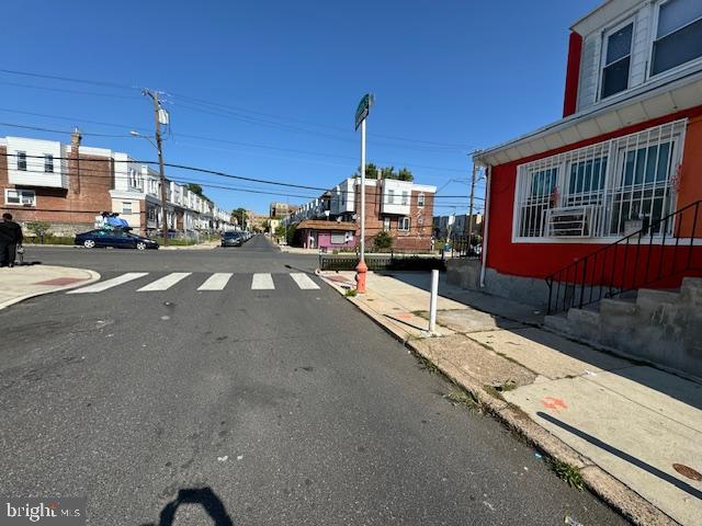 2603 S Shields St Property Photo 10
