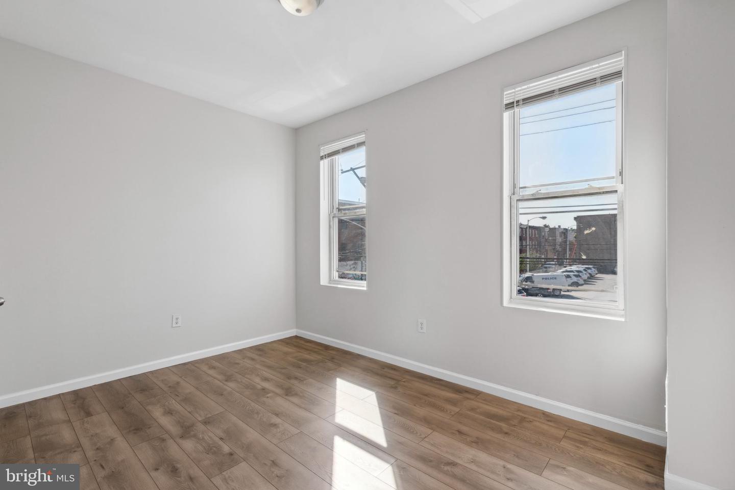 1621 W Montgomery Ave Property Photo 15
