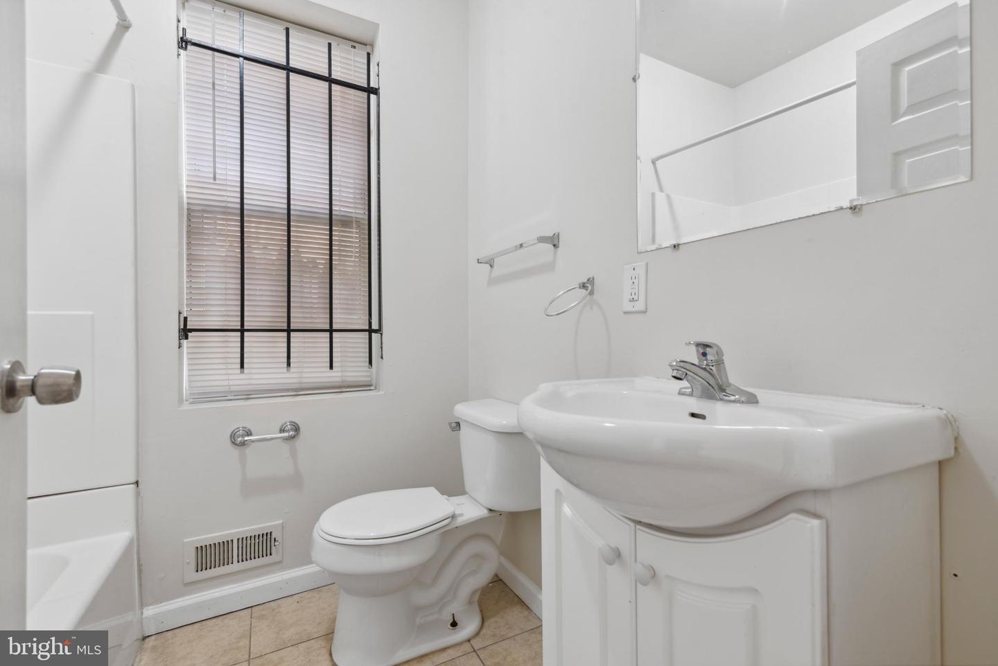 1621 W Montgomery Ave Property Photo 24