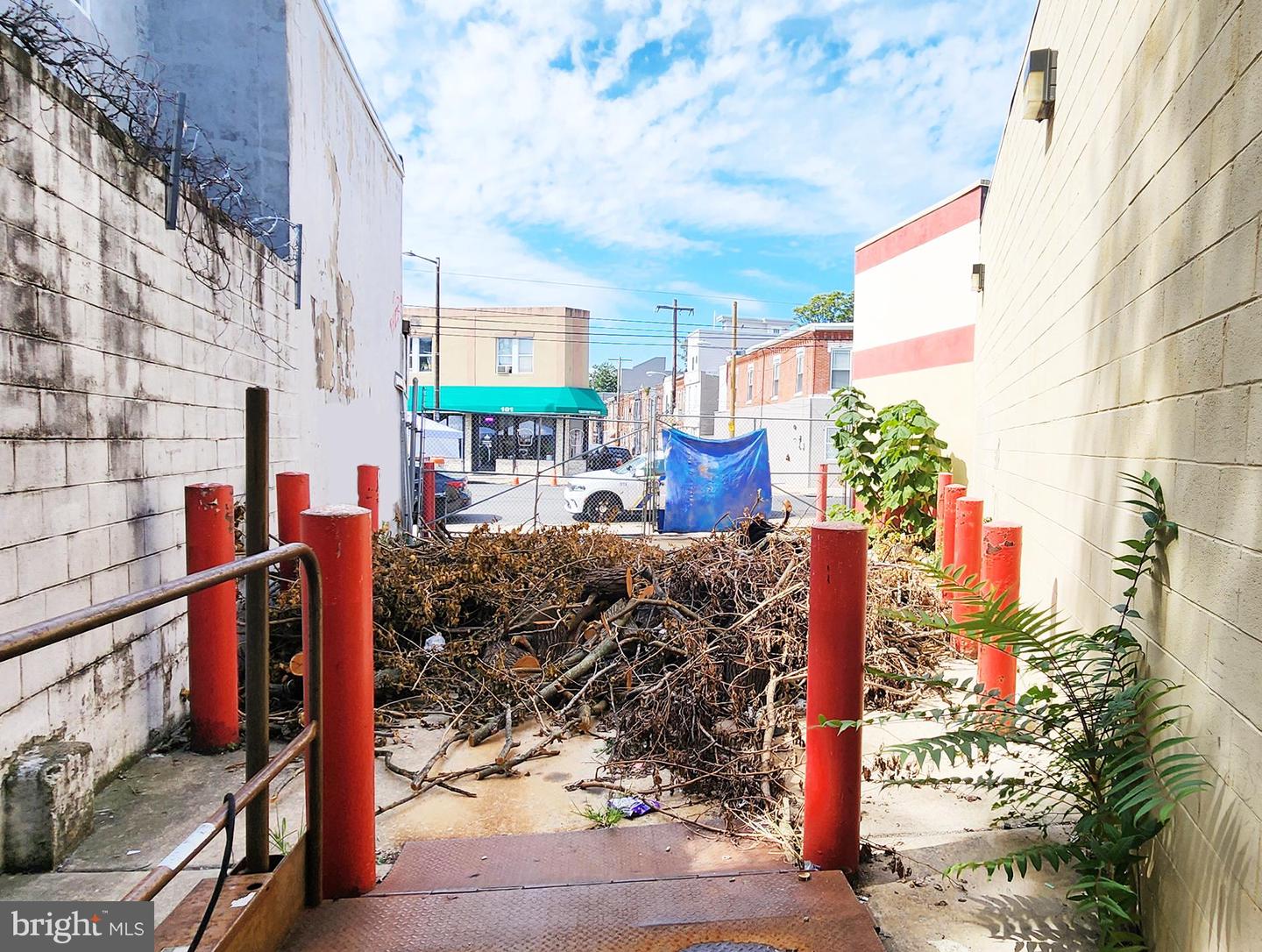 1325 Point Breeze Ave Property Photo 14