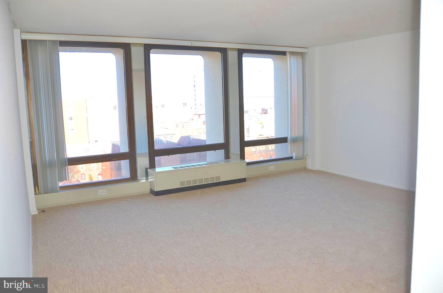 200 Locust St #6cn Property Photo 1