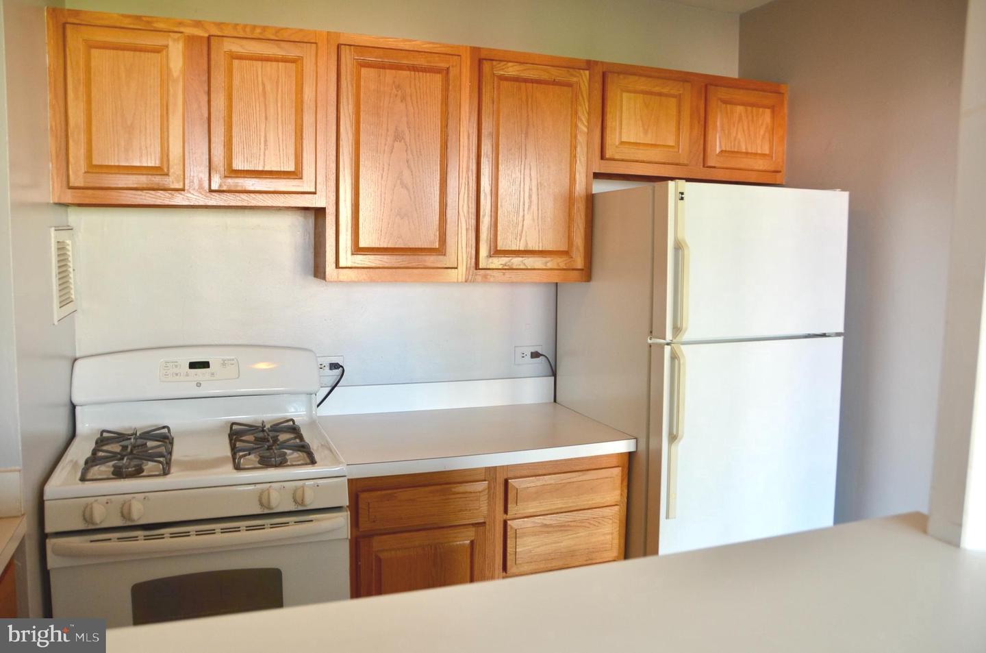 200 Locust St #6cn Property Photo 12