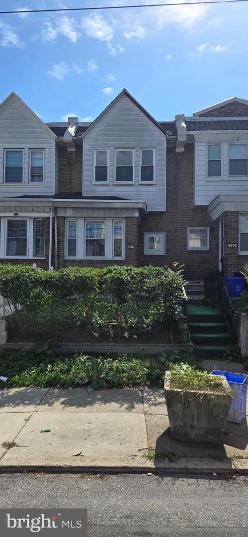 4850 Brown St Property Photo 2