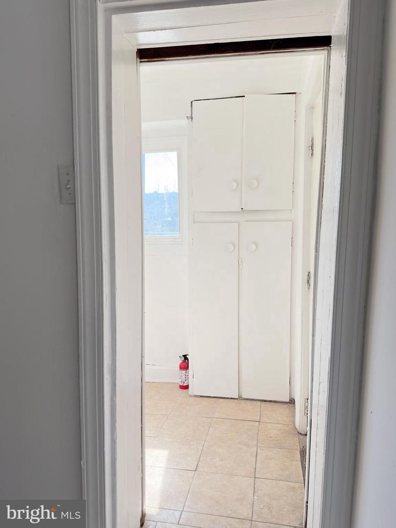 4850 Brown St Property Photo 12