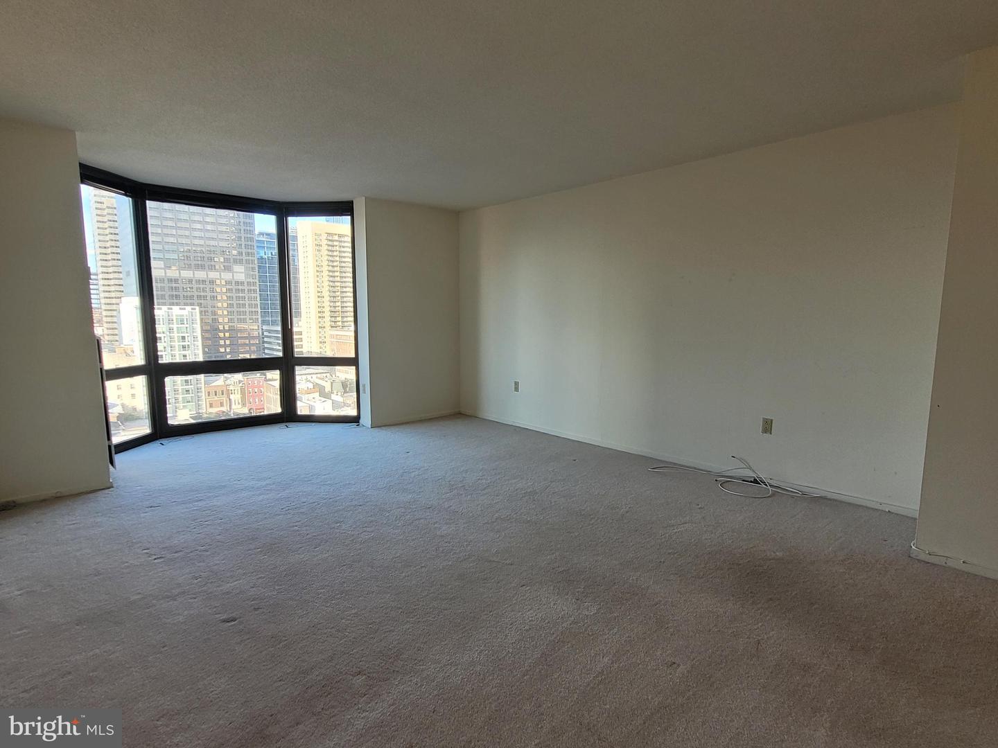2018-32 WALNUT ST #16A Property Photo 1