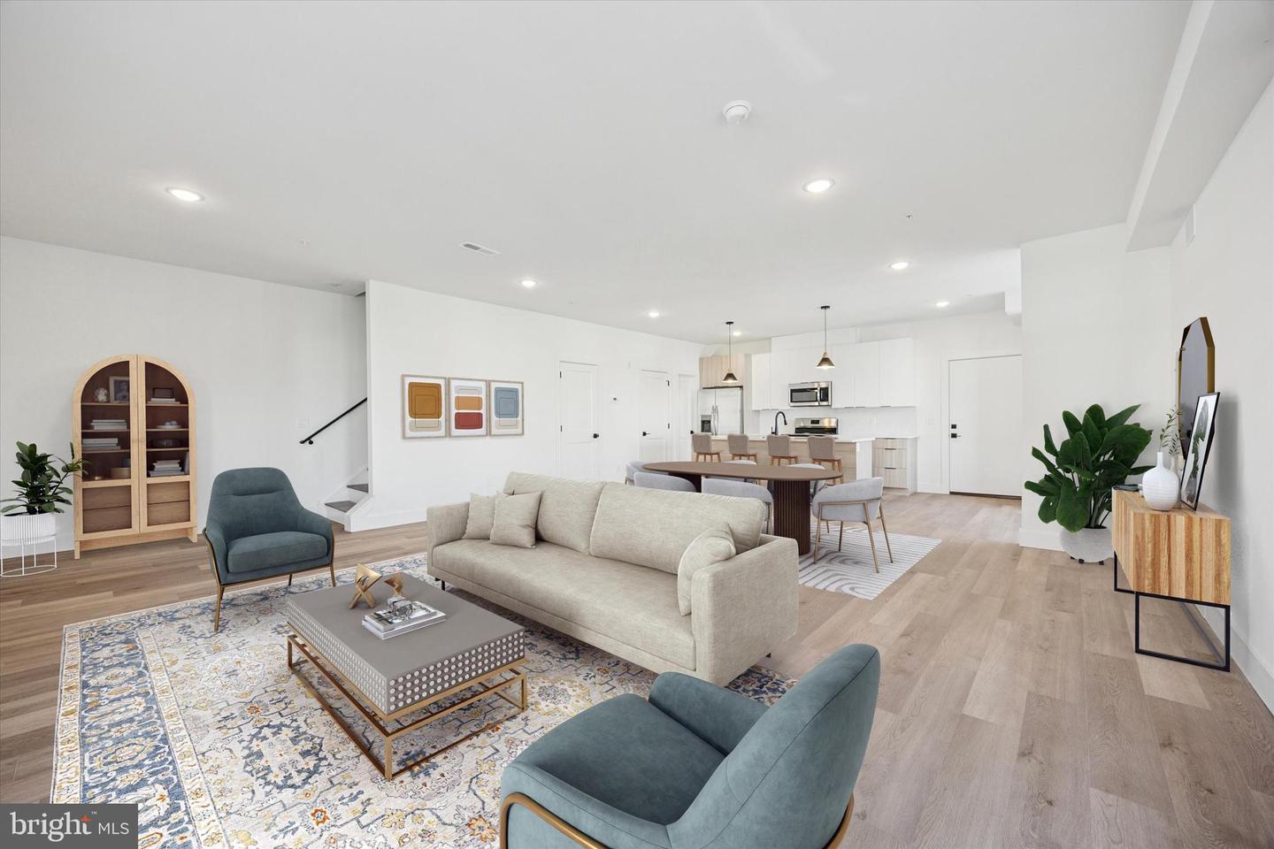 100 E Herman St #2 Property Photo 1