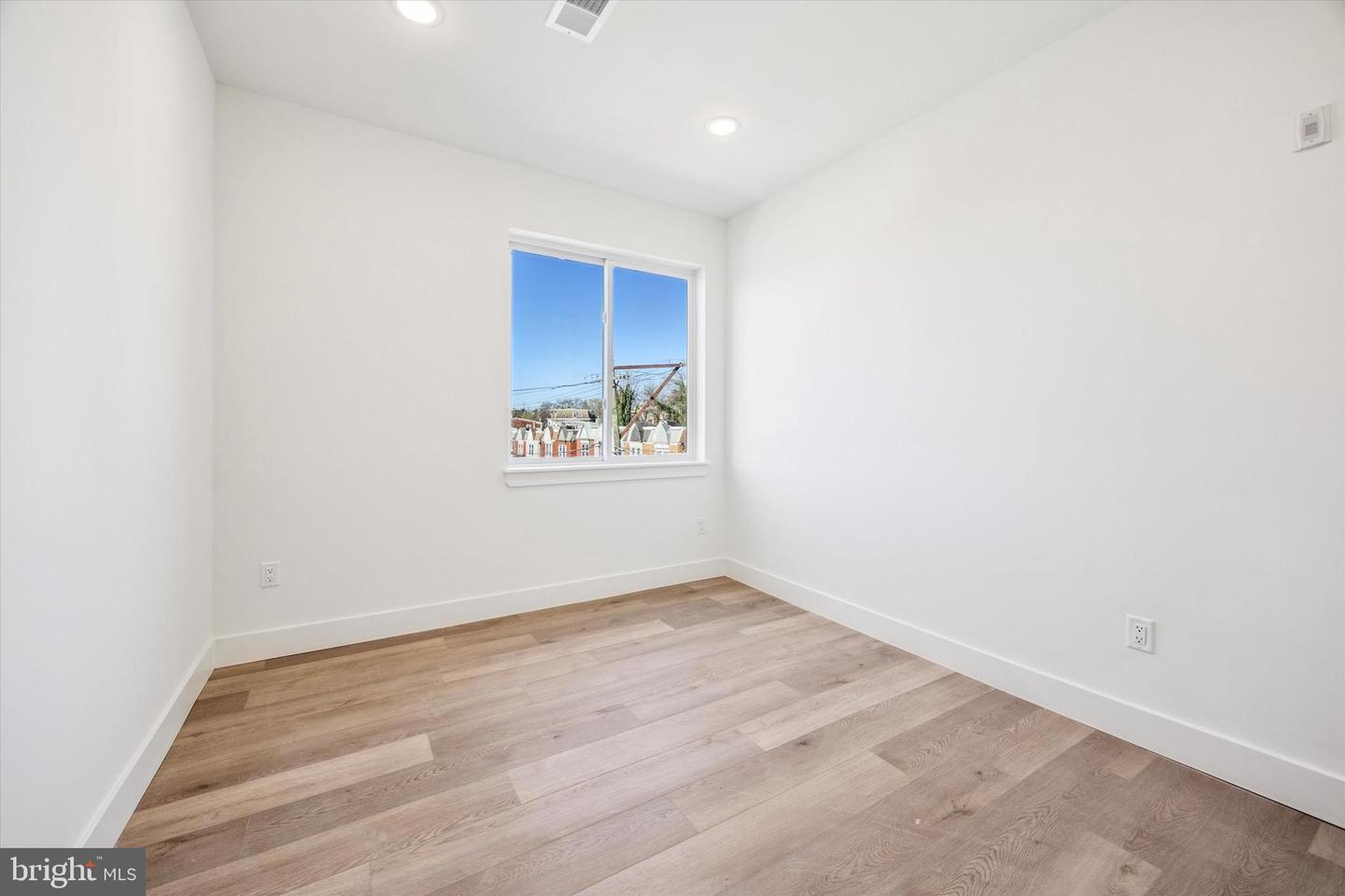 100 E Herman St #2 Property Photo 14