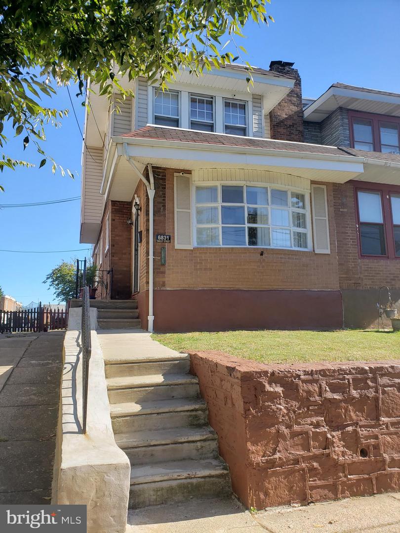 6831 OAKLEY ST #0 Property Photo 1