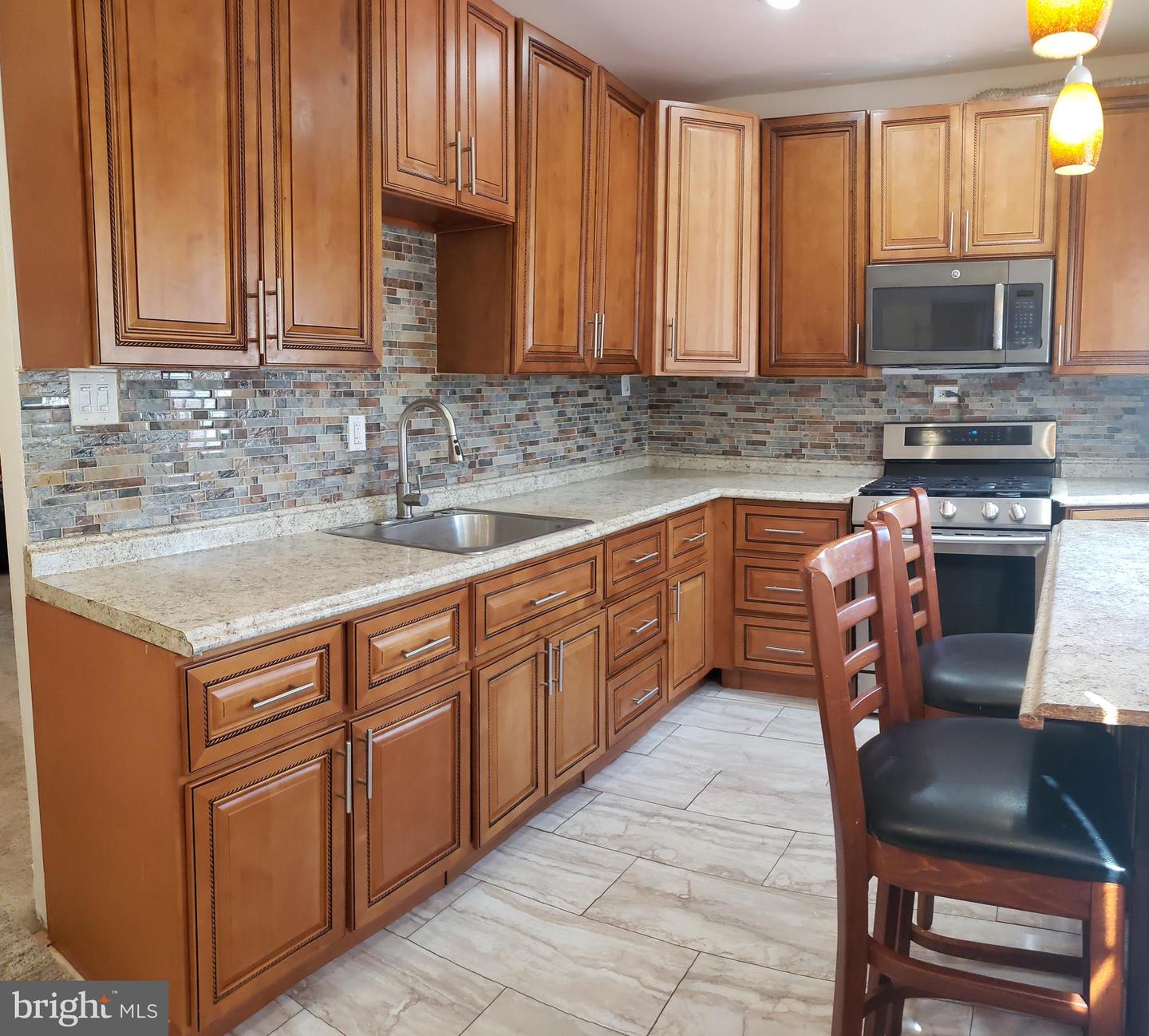 6831 Oakley St #0 Property Photo 11