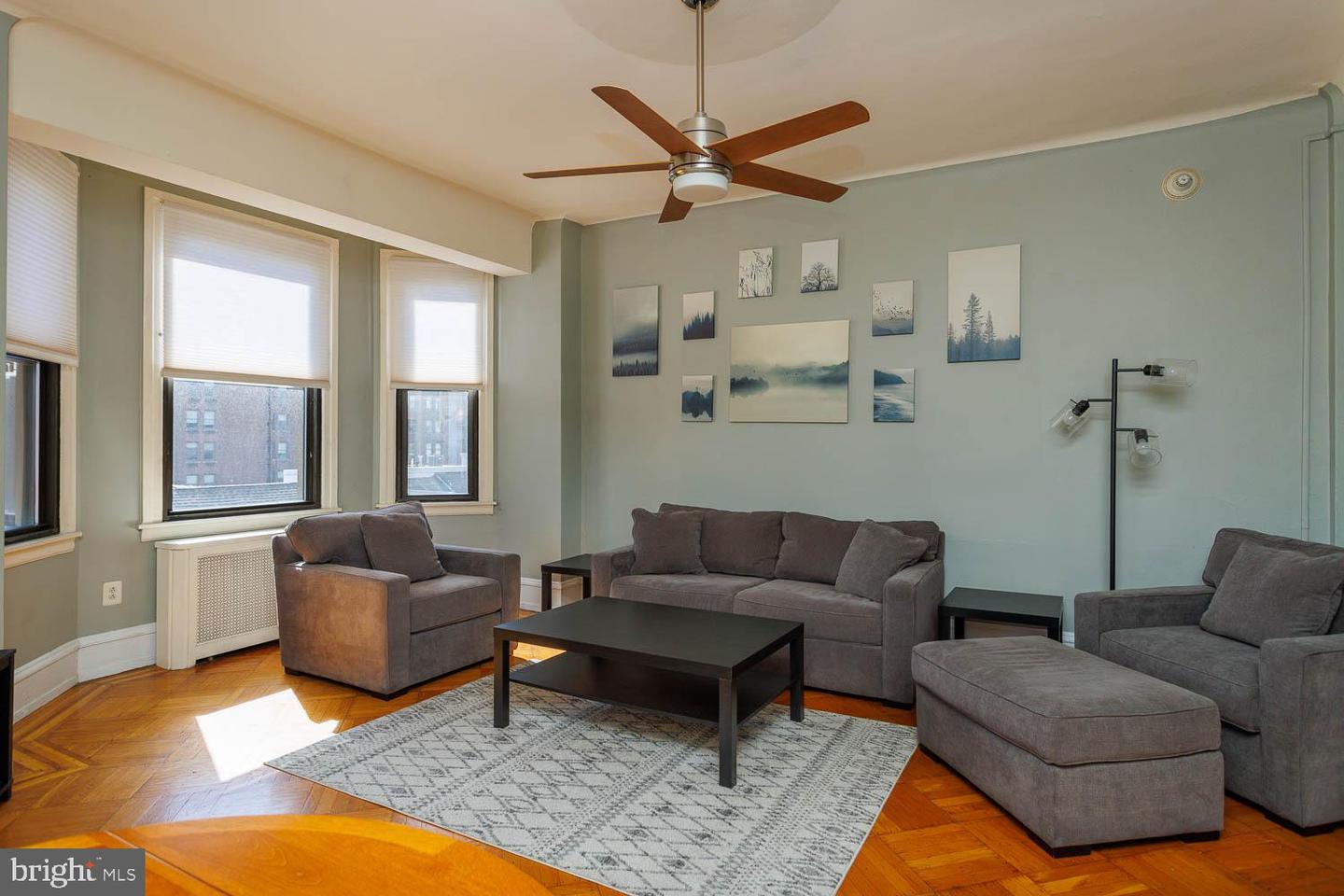 250 S 13th St #5d Property Photo 4