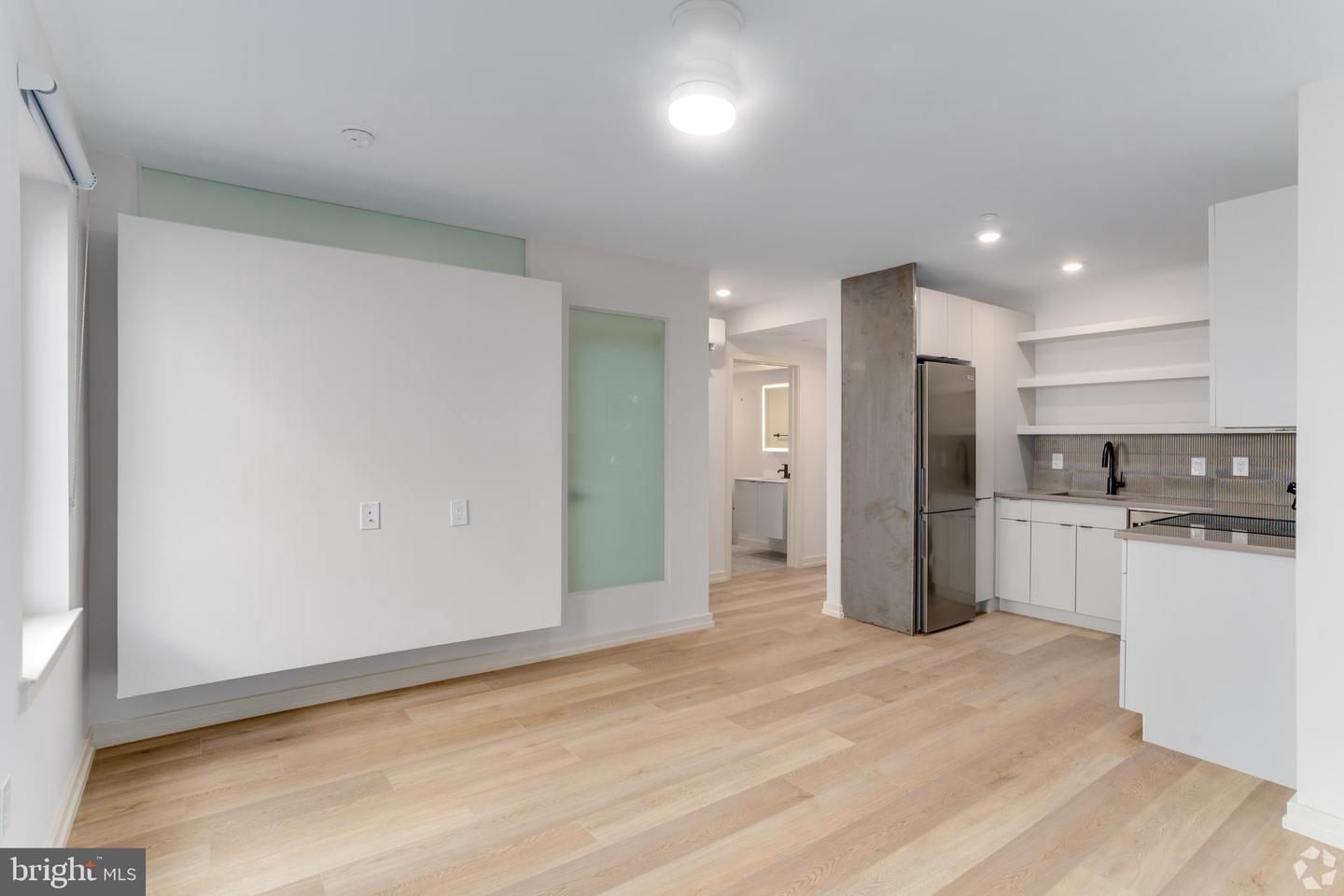 2009 N HOWARD ST #1B1BA Property Photo 1
