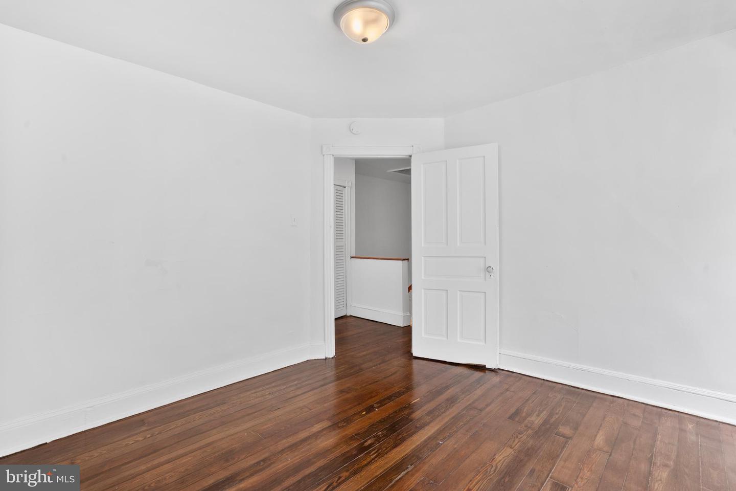 4830 Cedar Ave Property Photo 36