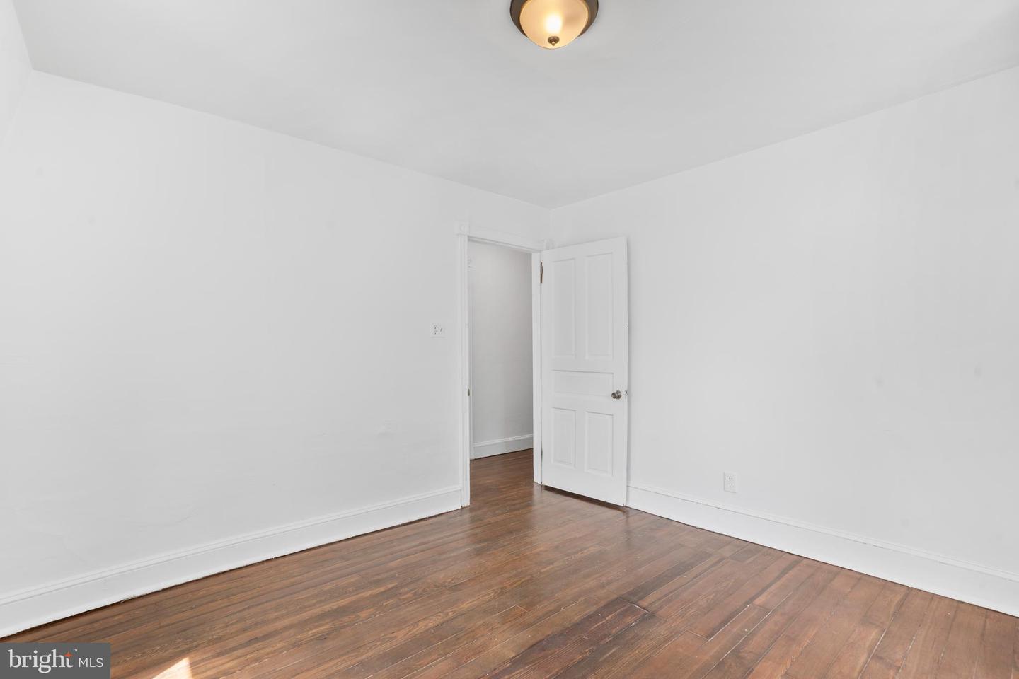 4830 Cedar Ave Property Photo 38