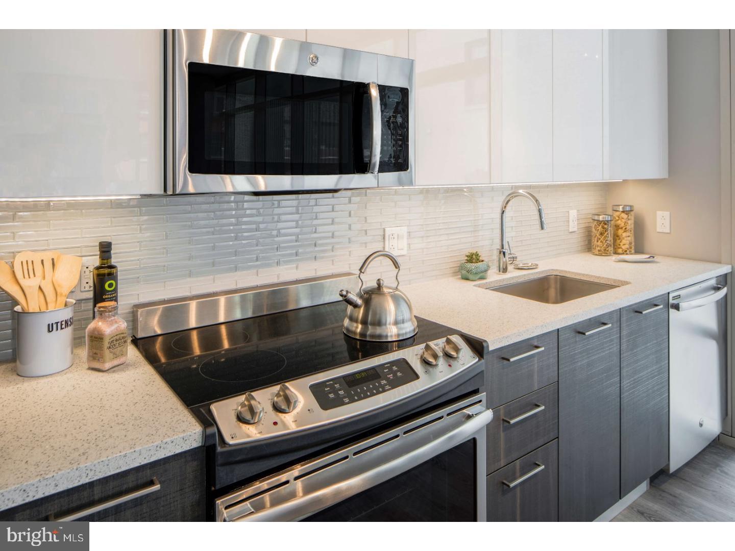 1213 WALNUT ST #2B-1104 Property Photo 1