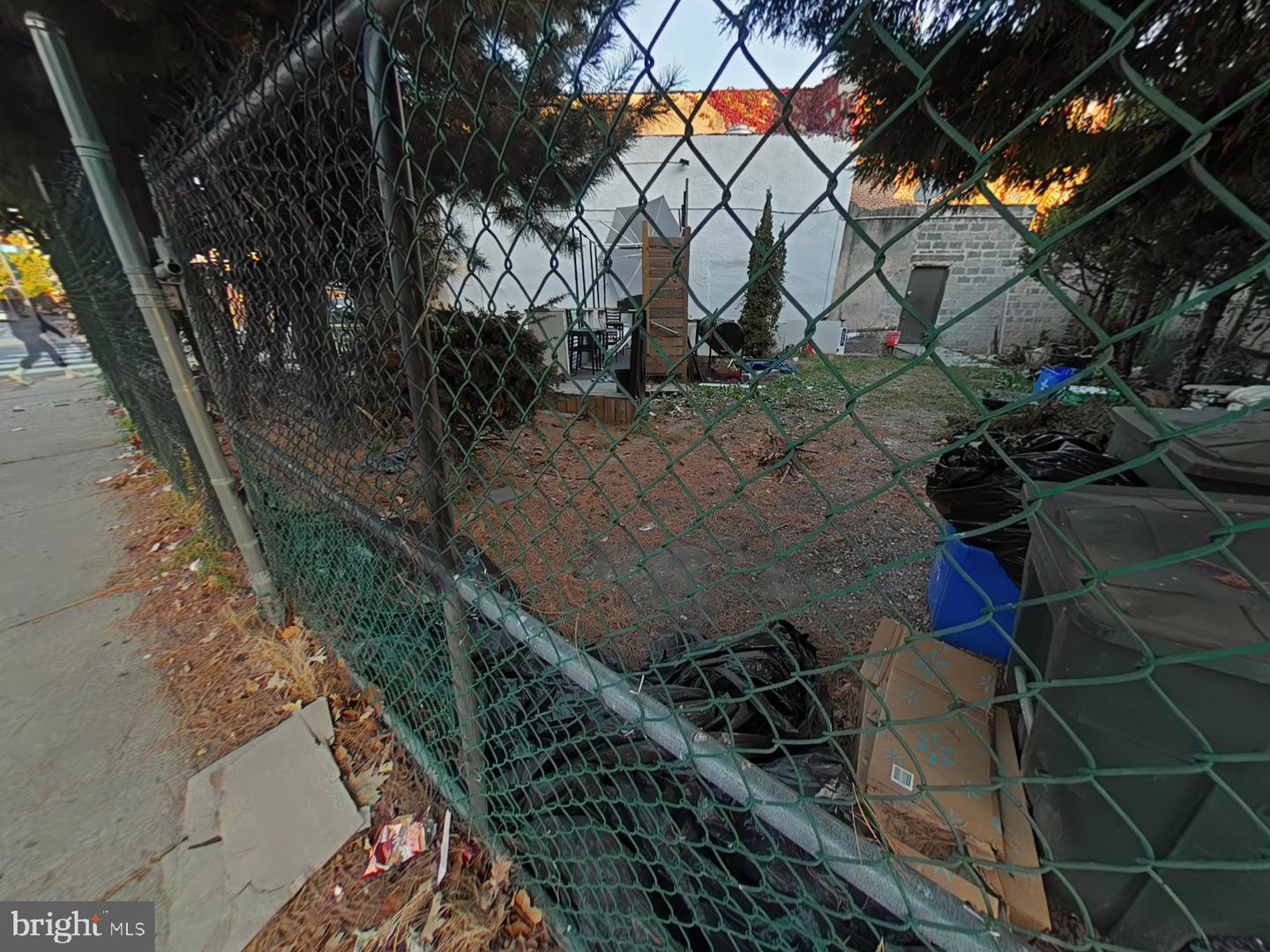 3231 Ridge Ave Property Photo 6