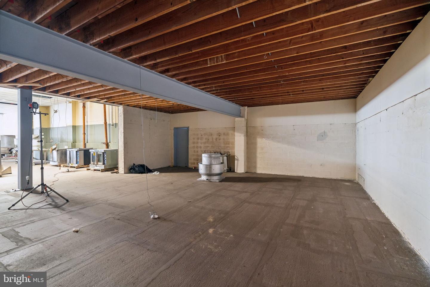 5052-56 City Ave Property Photo 20