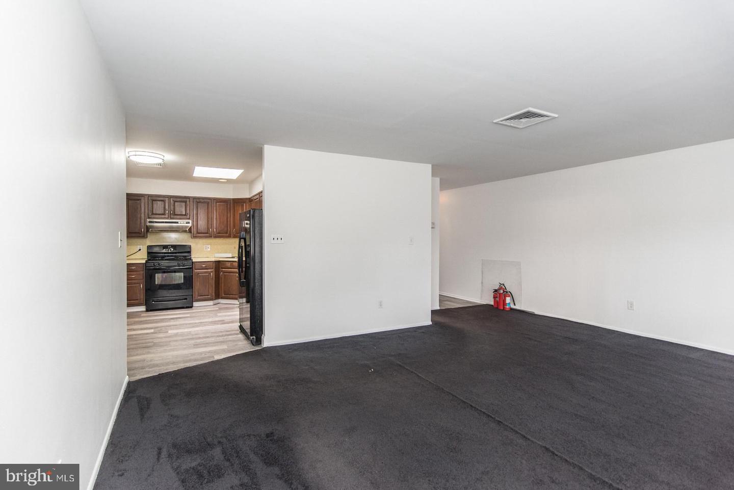 4624 Rhawn St Property Photo 86