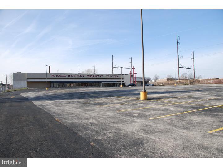 2222 Wakeling St Property Photo 1