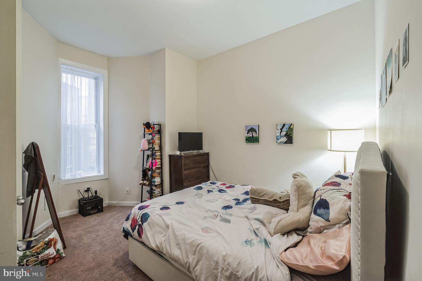 1729 Ridge Ave Property Photo 13