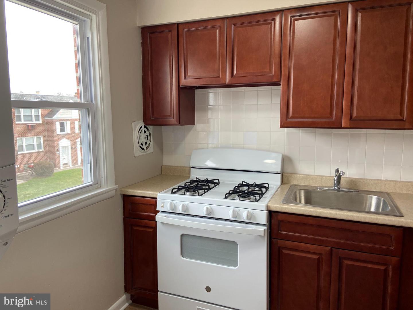 7200 Haverford Ave #2nd Floor Property Photo 8