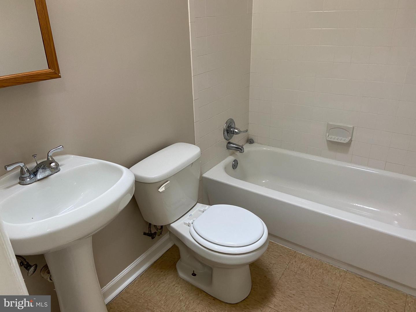 7200 Haverford Ave #2nd Floor Property Photo 10