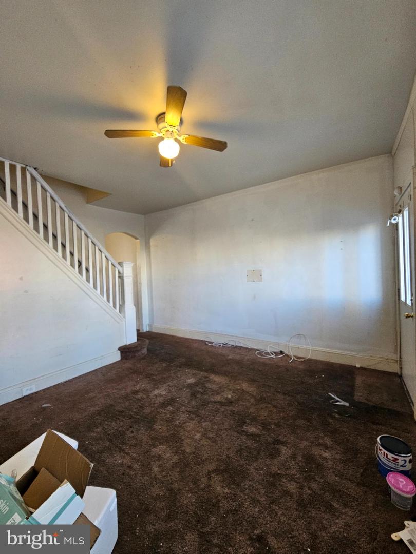 70 E Springer St Property Photo 2