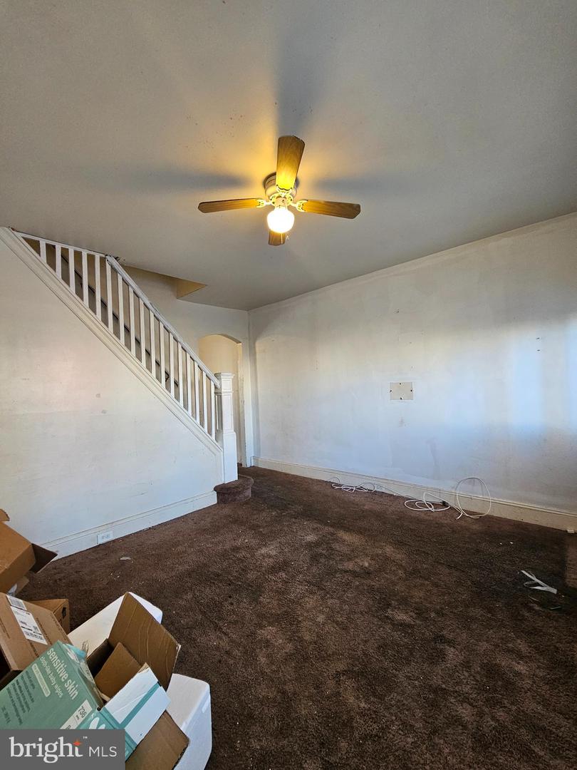 70 E Springer St Property Photo 5